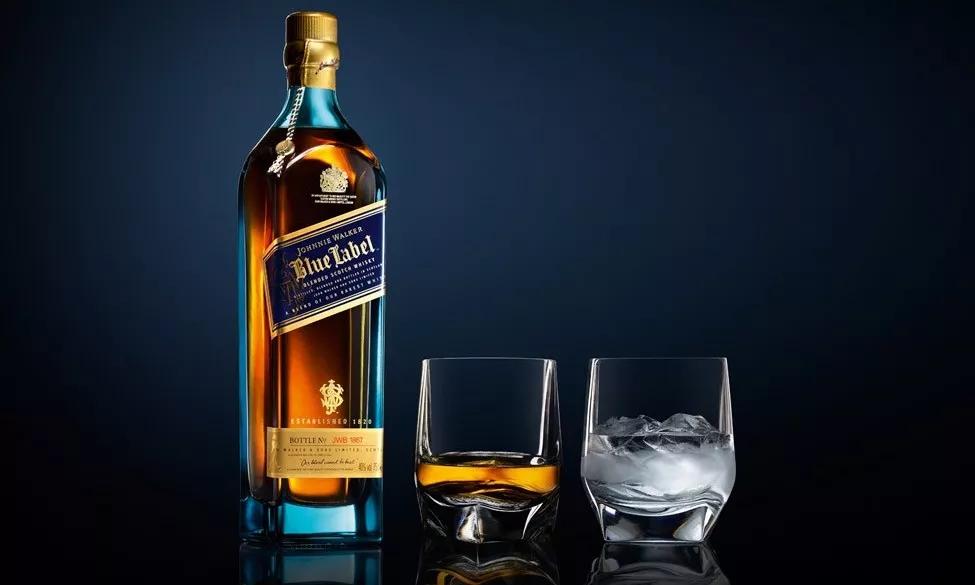 红方和黑方蓝方威士忌的区别,黑方红方绿方金方蓝方有什么区别