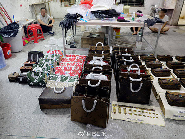中国迪拜破获特大箱包售假案,跨国假lv案告破