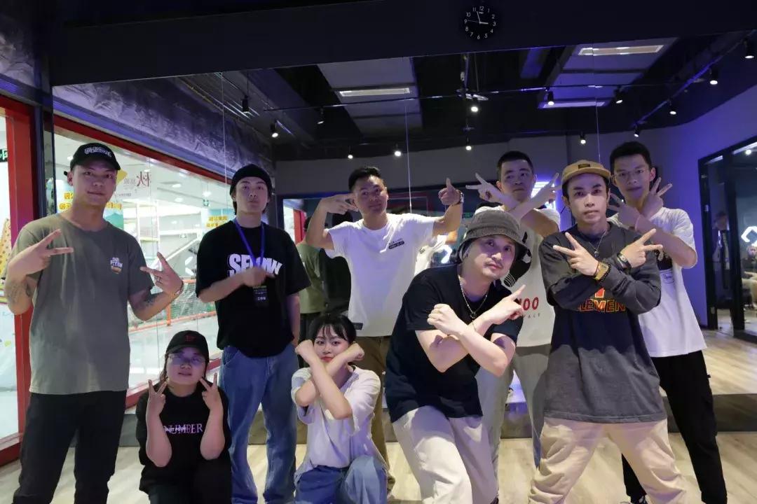 theone街舞冠军赛,攀大街舞