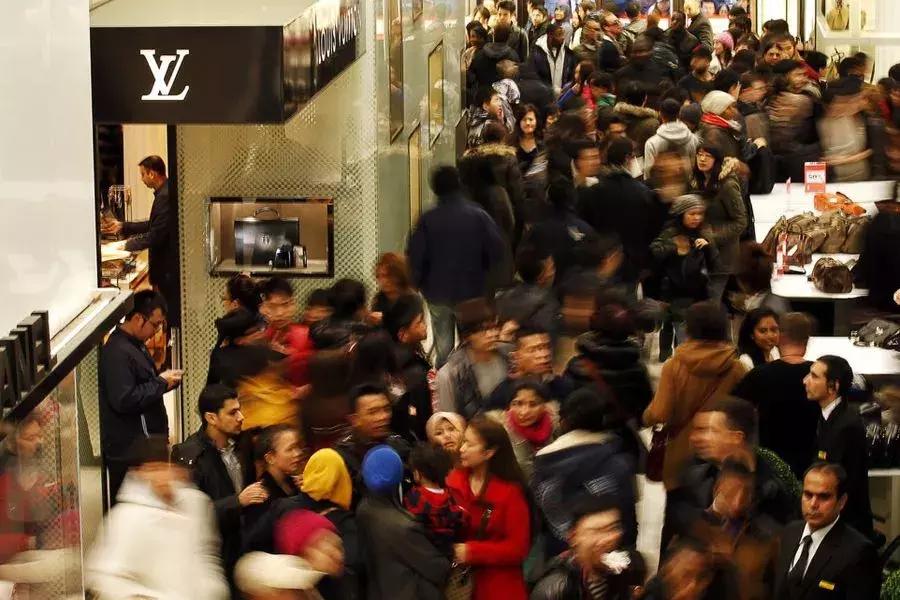 日本奢侈品包免税多少 (日本买哪个奢侈品包包便宜)