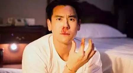 十岁小孩身上被扎12针,触目惊心的少年