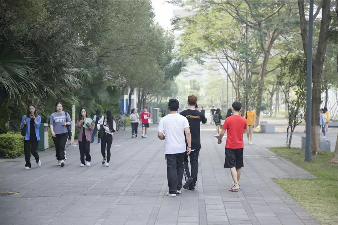 深圳这所大学宛如空中之城！