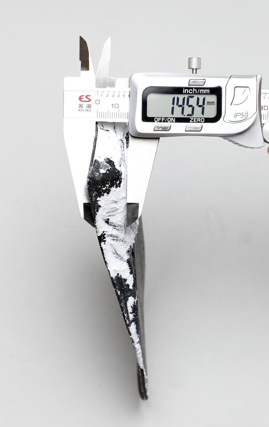 aj33上脚,aj33卡脚怎么破