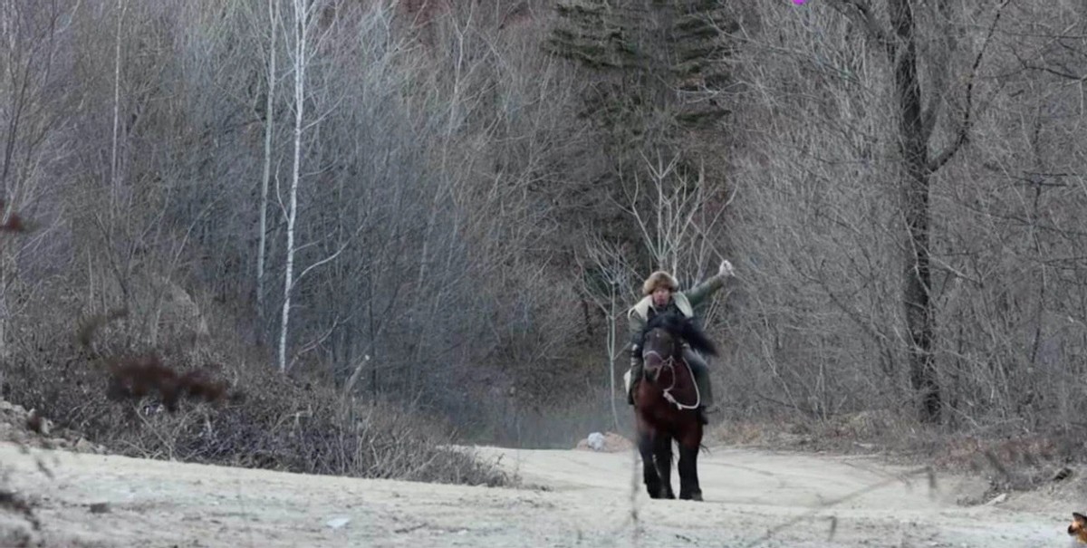 东北小伙，当过厨师和洗车工，回农村创业，拍视频年入百万，凭啥