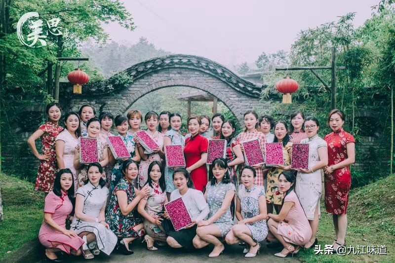 做了18年导游的九江美女,转行去卖胶,带动上百名“宅女”去创业