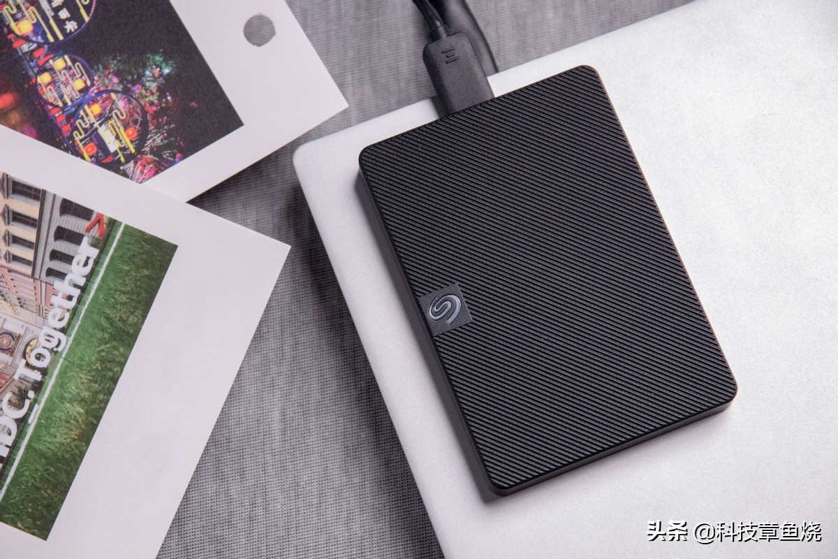 高端移动硬盘推荐,商务移动硬盘
