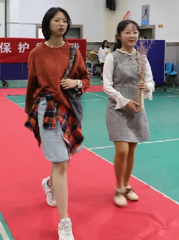 学会垃圾分类变废为宝,小学垃圾分类变废为宝宣传报道