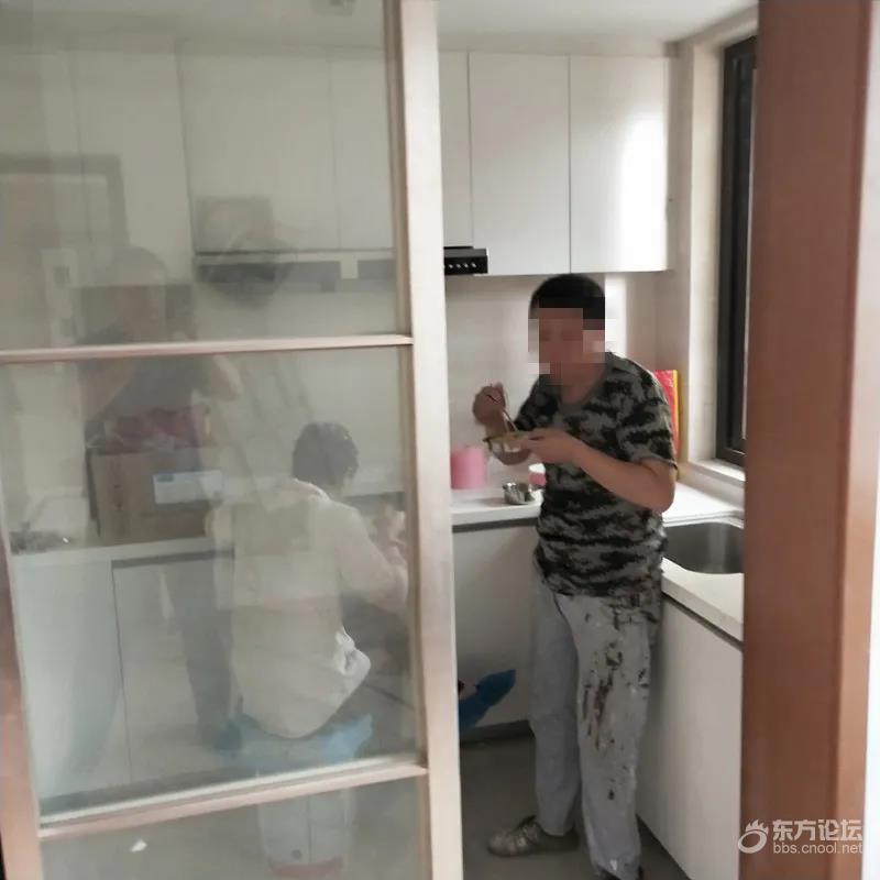 业主新房还没交付就住了工人,毛坯房为什么被业主强行入住