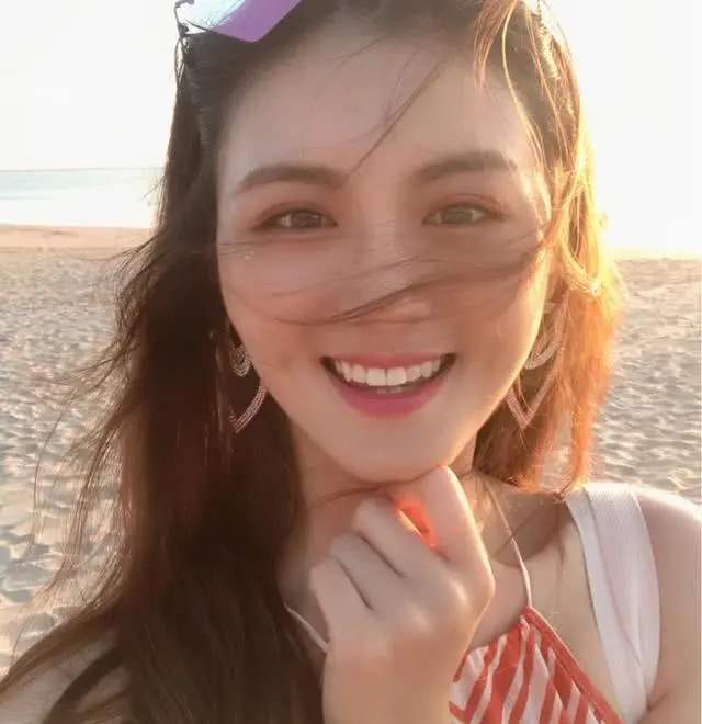 秋冬粉底液推荐不容易浮粉,持久遮瑕又水润的粉底液推荐