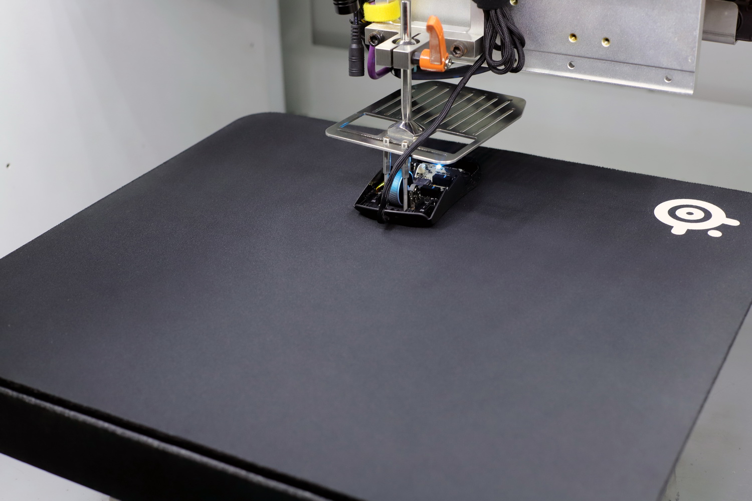 rog月刃搭配什么鼠标垫,多少尺寸的rog鼠标垫最适合打游戏