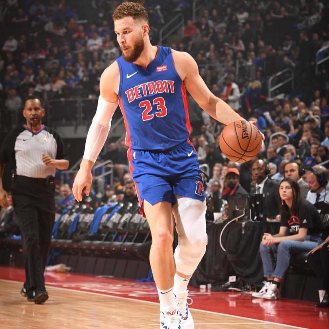 格里芬走路怎么一瘸一拐,格里芬拖着病腿