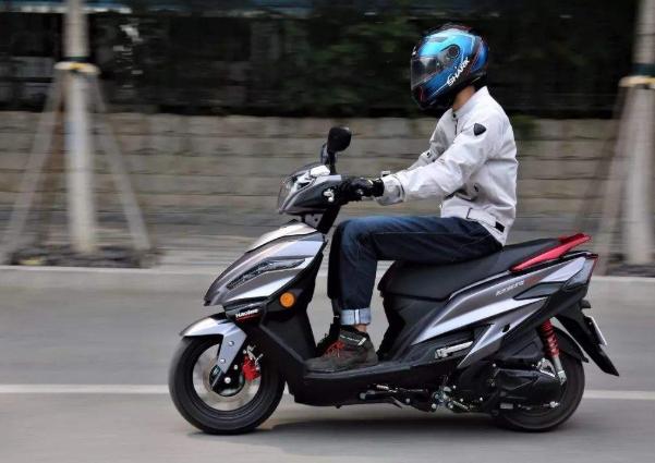 uy125和nx125裂行125,uy125分几款