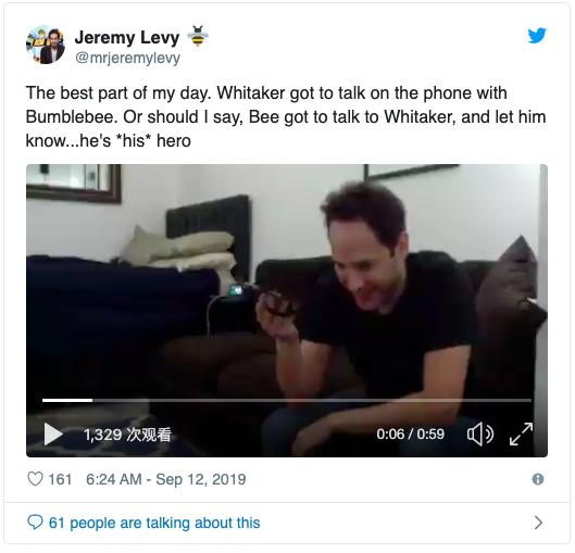 美国网友给4岁患癌男孩凑礼物：街上停满他最爱的“大黄蜂”