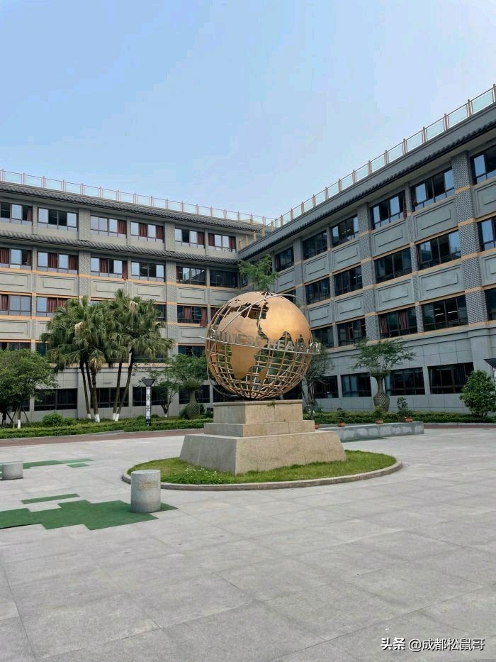 成都外国语学校和高新校区哪个好,成都外国语学校和成都实验外国语