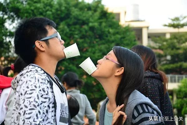 60人年会趣味游戏十大排行,400多人年会创意互动游戏