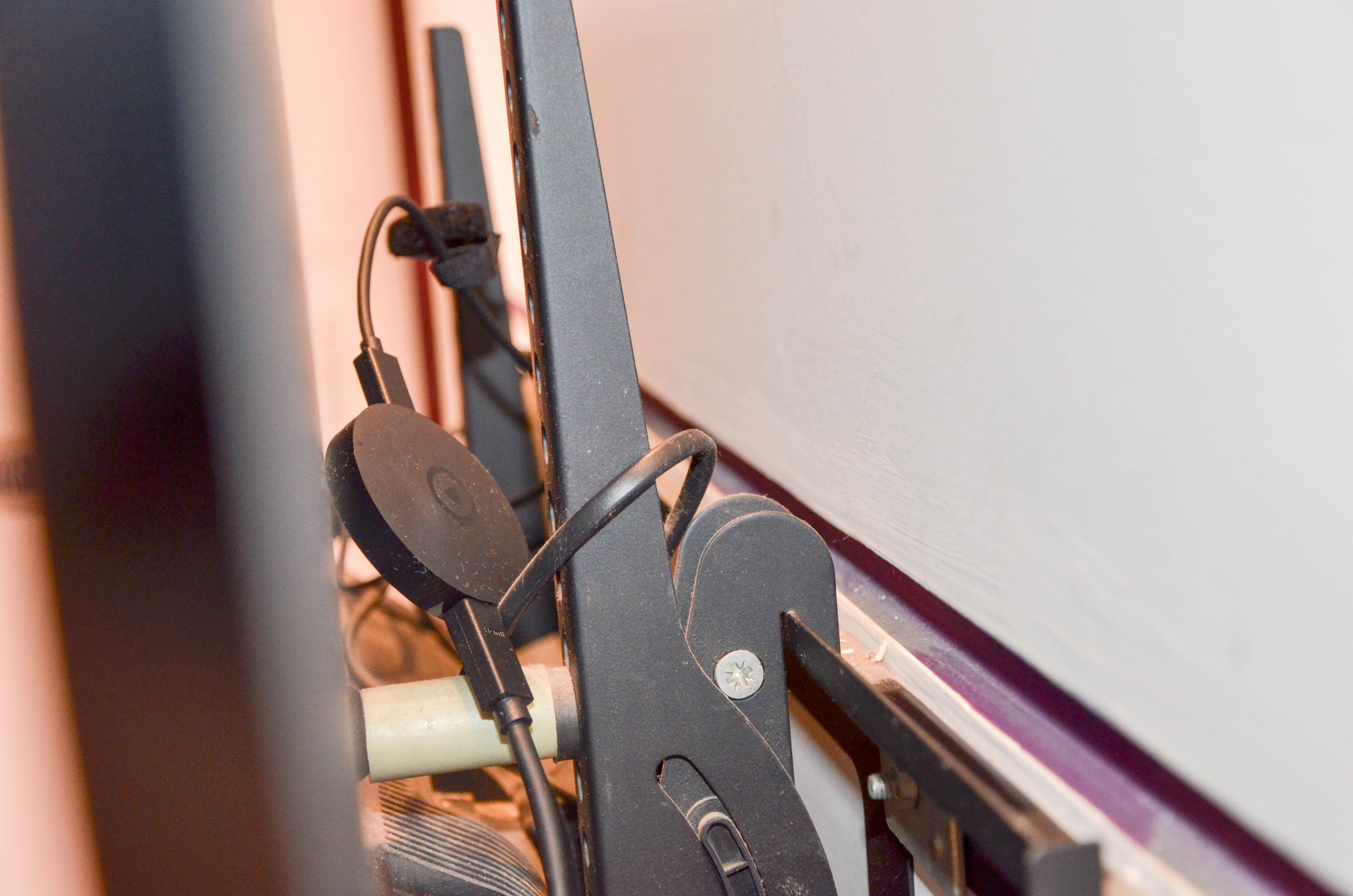 老电视变成投影,老电视变智能电视不需要机顶盒