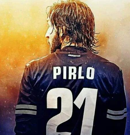 他入选“改变足坛史19人”，重新定义了后腰，是足坛最优雅的球员