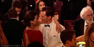 卷福版福尔摩斯最后跟谁在一起了,神探夏洛克让卷福一夜爆红