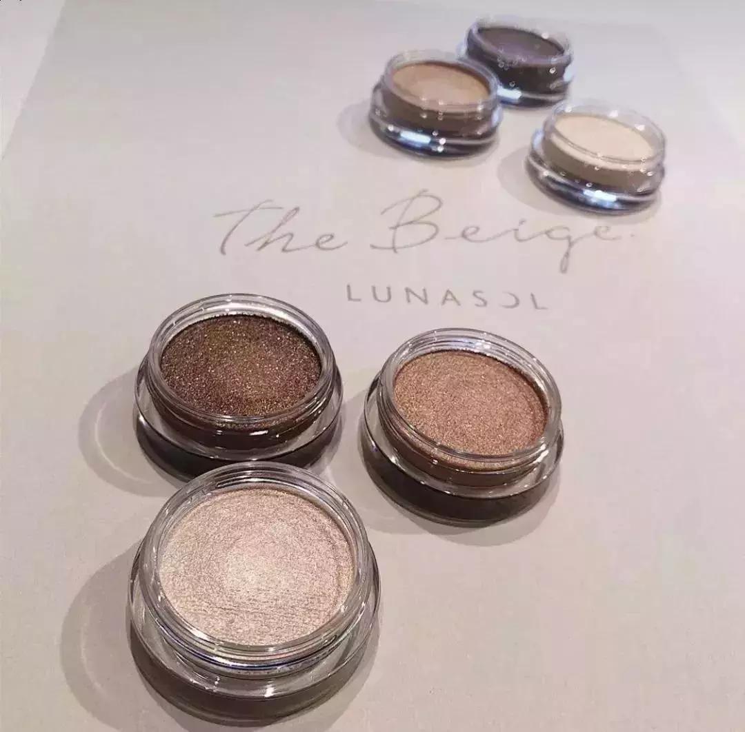 最新彩妆单品推荐,初春彩妆流行趋势