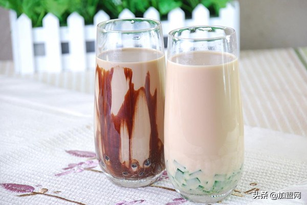 奶茶真实利润,奶茶利润达到多少算挣钱