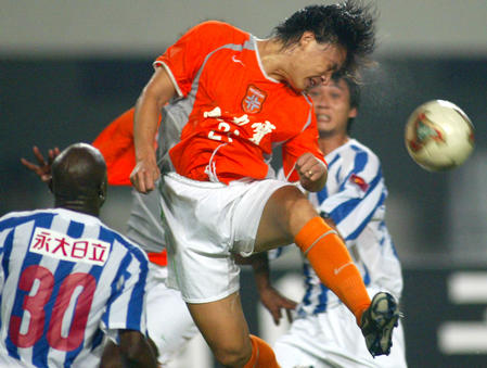 重温鲁能夺冠时刻,重温鲁能2010夺冠