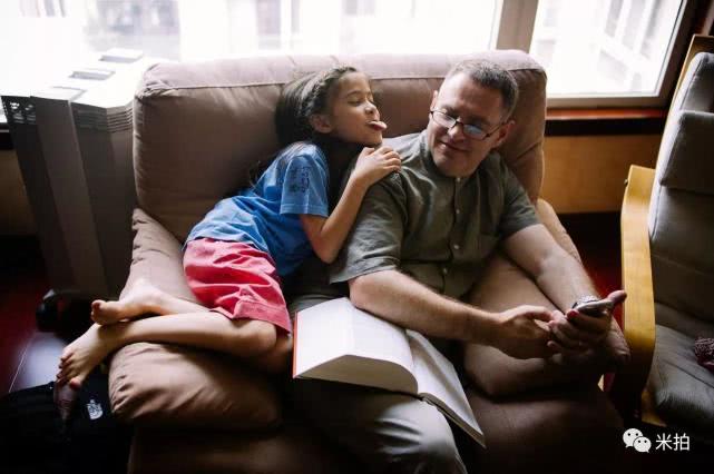 他9年为农村老人拍10000张全家福,你有多久没有拍过一张全家福了