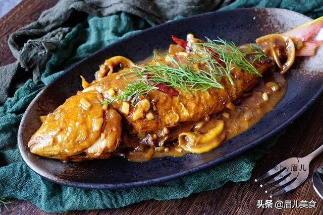 这种鱼虽小营养齐全市场价格不错,肉质鲜美和刺少的鱼