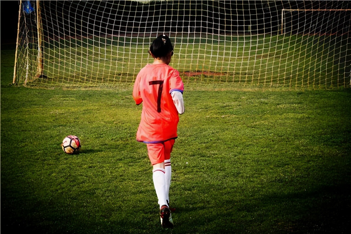 天冷更需要跑步,5天4夜足球冬令营