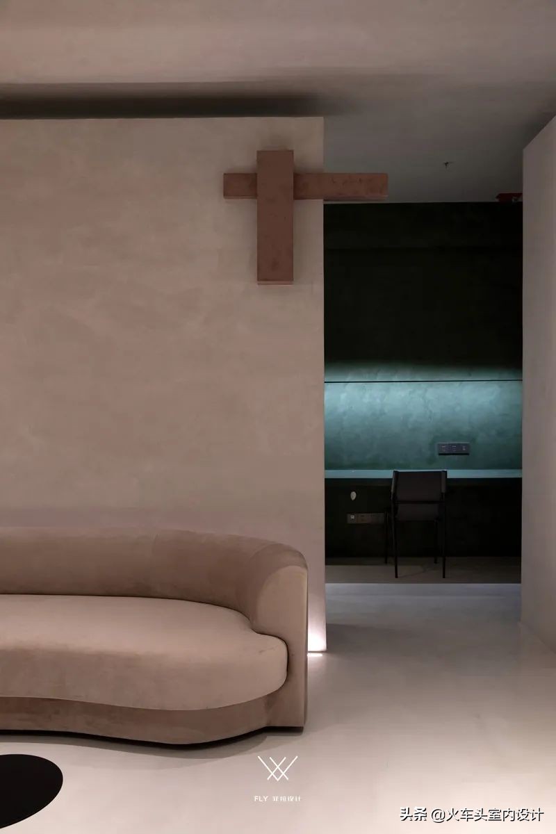 鑿叉媺璁捐瑁呴グ,鑿叉媺璁捐鐩存挱