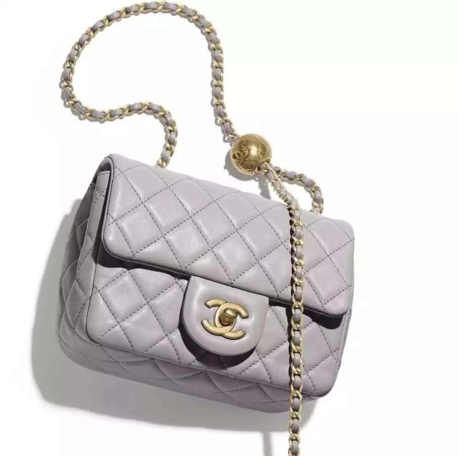 追了《爱的迫降》这么久,我终于看到一只想买的包了