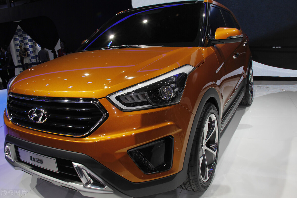 现代ix25升级三分频喇叭,武汉现代ix25改灯