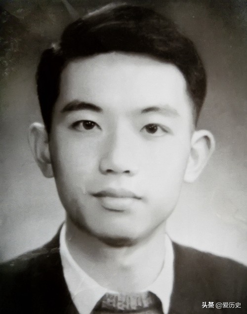 建国初期的“跨界男神”集学霸、体育明星于一身后成一代大家