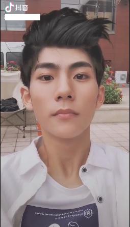 周奇张新成,张新成景甜周奇