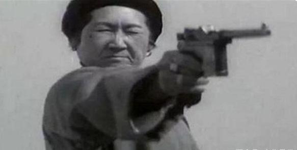 双枪老太婆赵洪文为什么被杀,双枪老太婆赵洪国后来怎么样