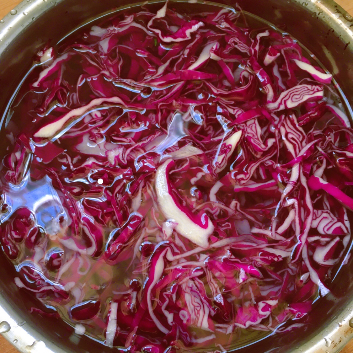 紫甘蓝怎么弄来吃好吃,紫甘蓝怎么做吃着好吃