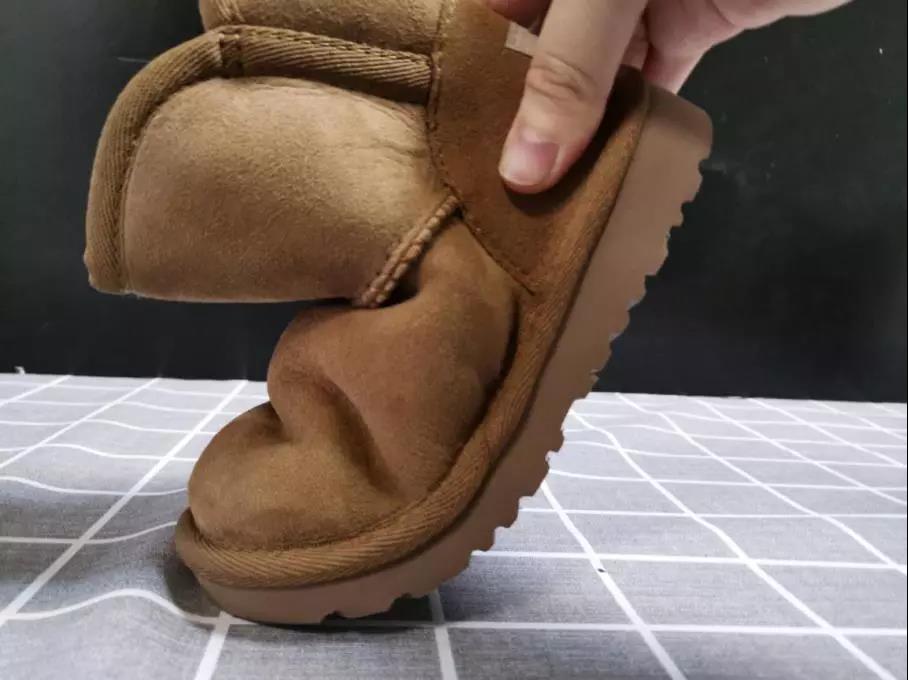 儿童雪地靴防滑哪款比较好,儿童雪地靴排行榜第一名轻软