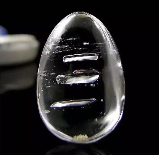 水晶的种类和区别,如何分辨天然的水晶和假的水晶