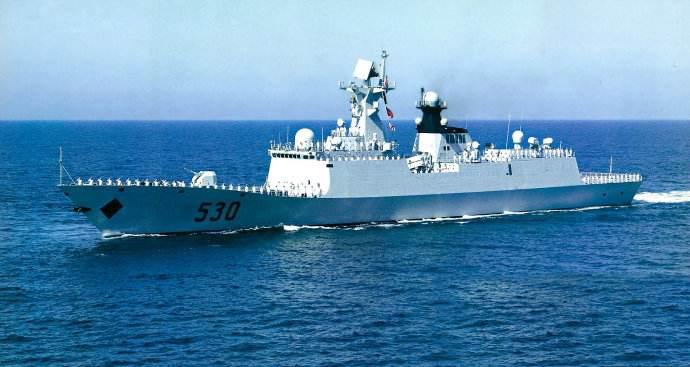 054a和最上级护卫舰对比,054a在中国海军中的作用是什么