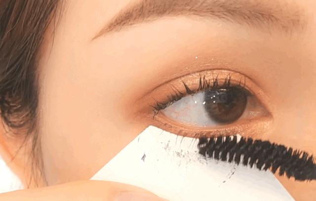 睫毛根部比较硬怎么画眼线,保姆级教程睫毛