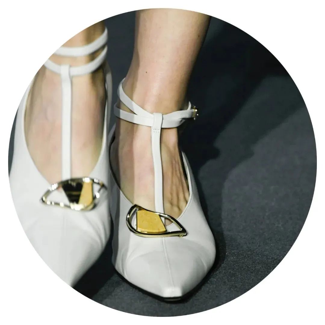 47岁董卿最惊艳的穿衣,董卿日常穿搭