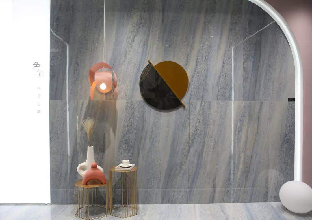 冠星王澜系列展厅效果,冠星王陶瓷佛山总部展厅