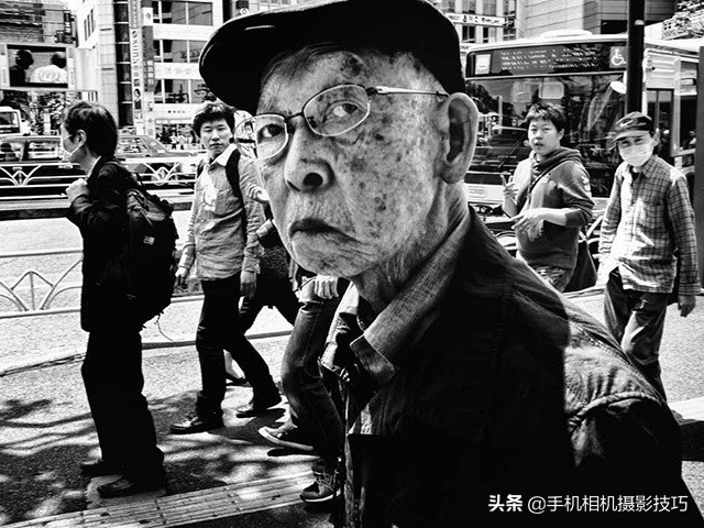 备受争议的日本摄影师,日本被人唾弃的摄影师