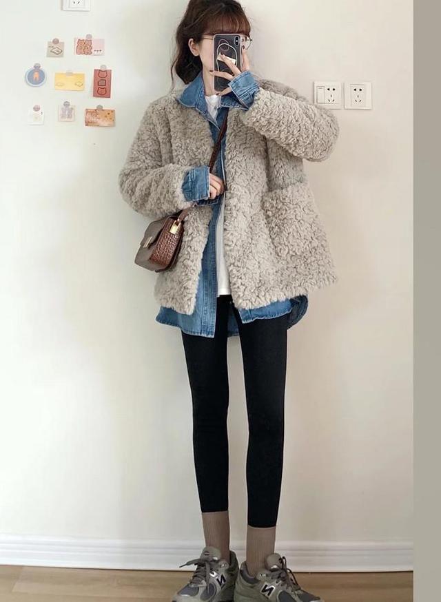 牛仔衬衫怎么搭配外套冬季,浅蓝色衬衫搭配牛仔外套