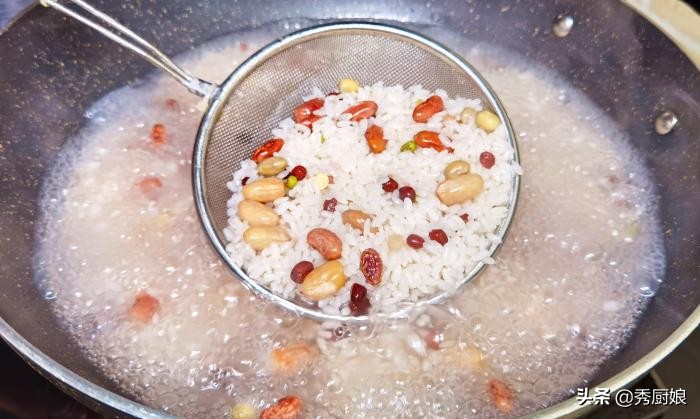 年夜饭餐桌上第21道菜一定少不了,年夜饭精选12道硬菜上桌人人夸