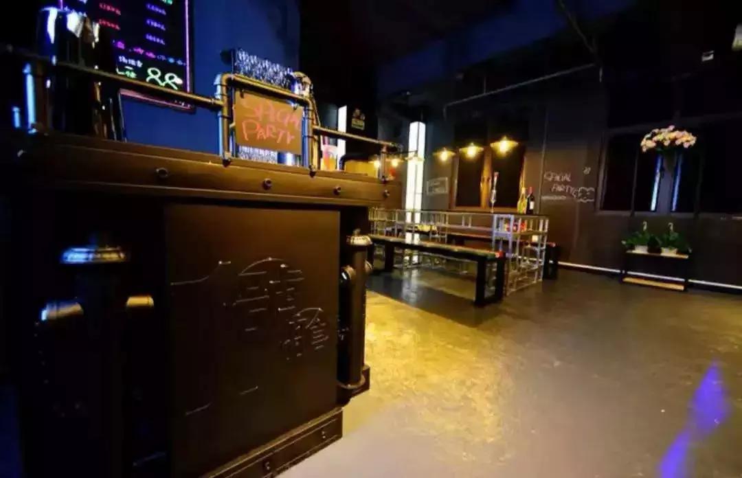 不要让我老板看见的简单文案,不能让老板看见的文案