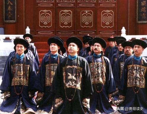 为什么说三年清知府十万雪花银,三年清知府，十万雪花银