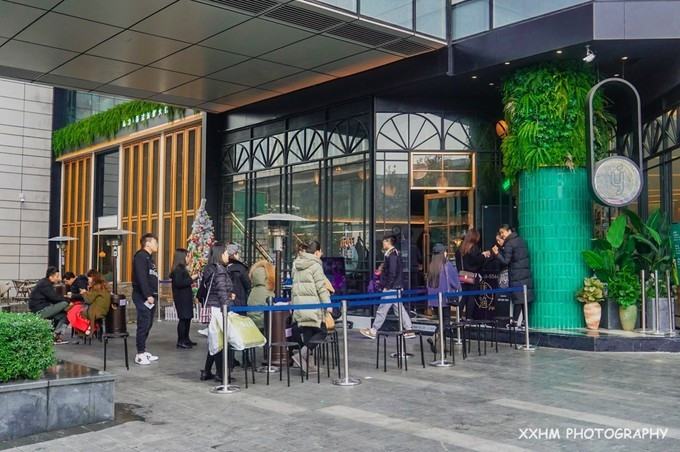 成都本地人去的最好吃的美食,中国姑娘吃成都美食