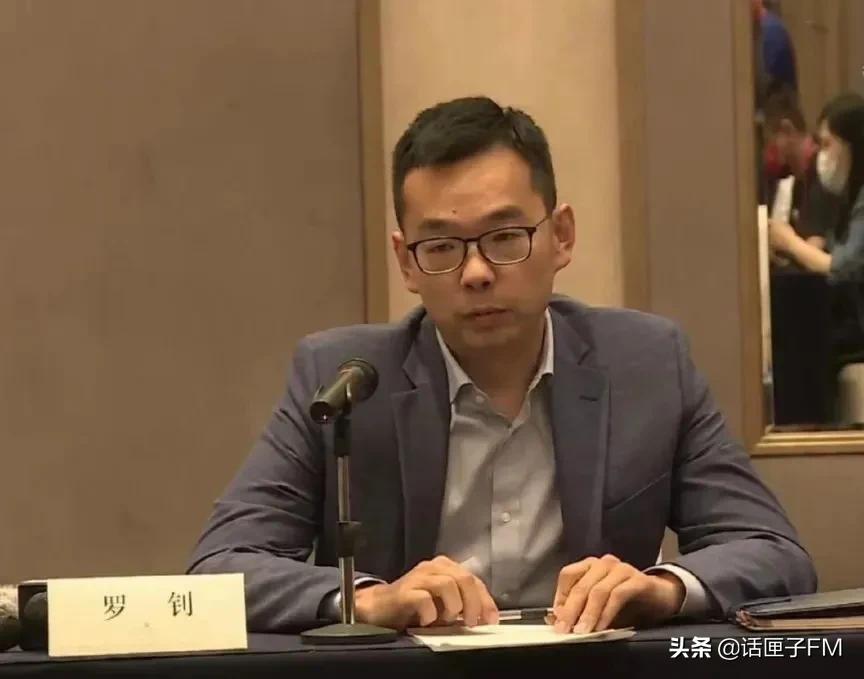 搞撒百叶结？刚在家门口看了个7-0，国足就……