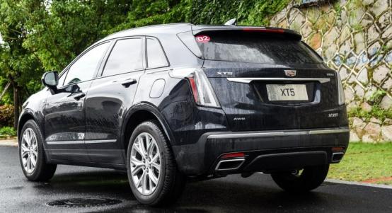 2020中期改款xt5两驱豪华版,中期改款凯迪拉克xt4谍照曝光