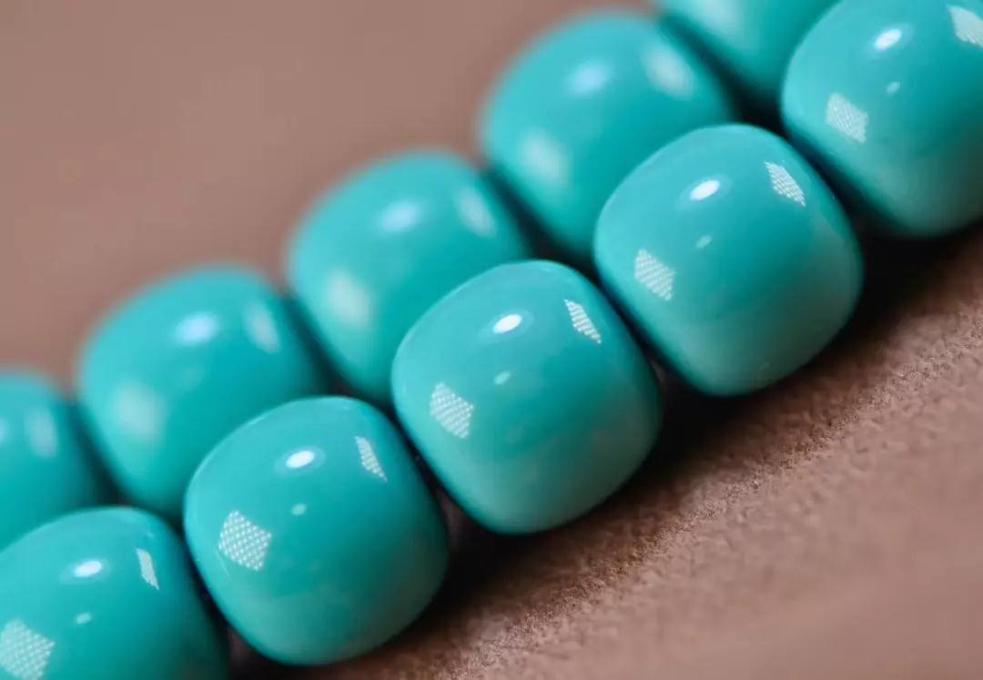 绿松石变色的原理是什么,影响绿松石价格的因素